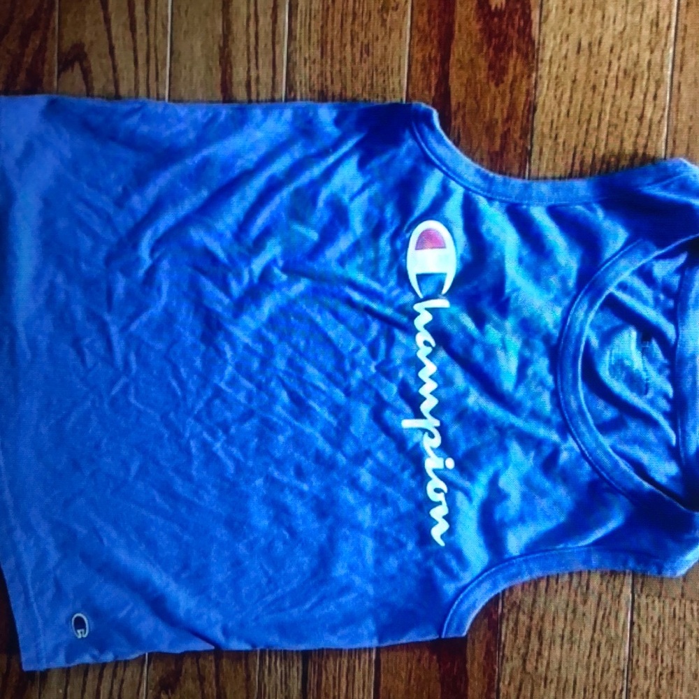 Kids champion tank size medium